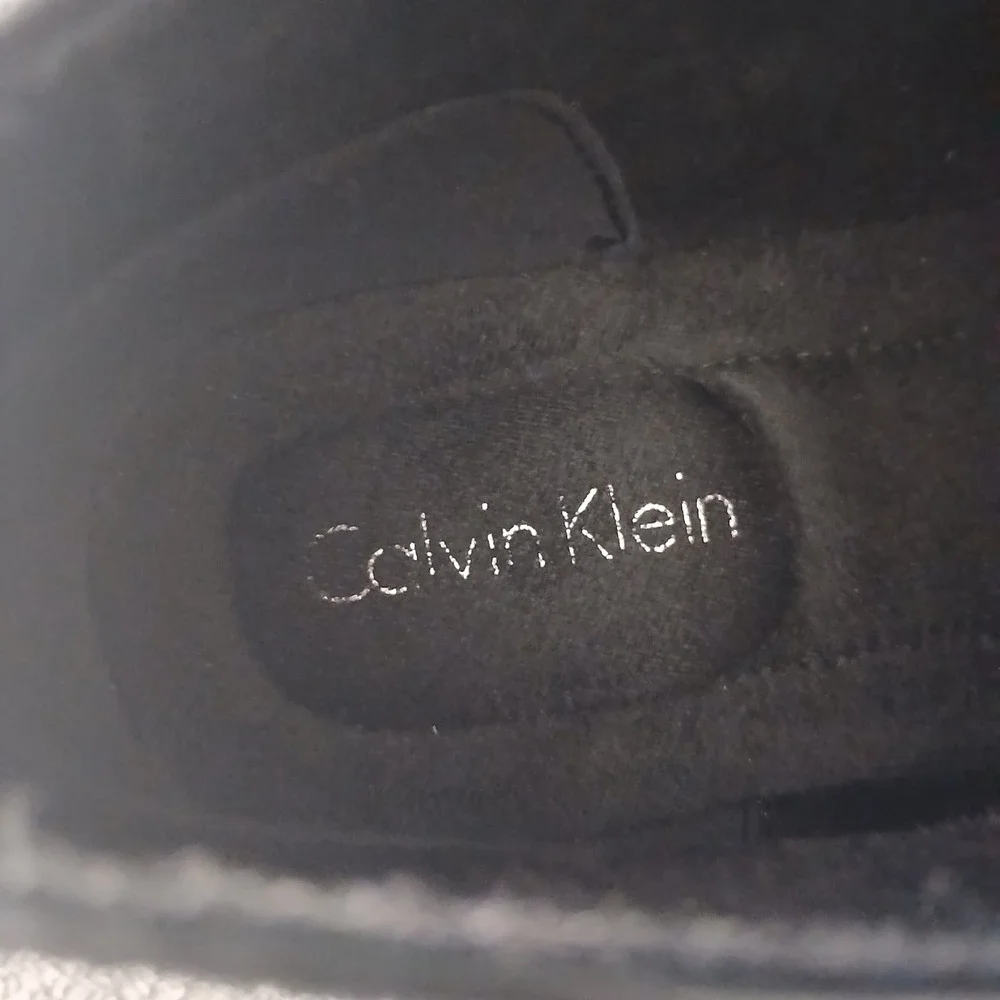 Calvin Klein Warden Chukka Boots 9.5 Black Faux Leather Dress Ankle Shoes Men